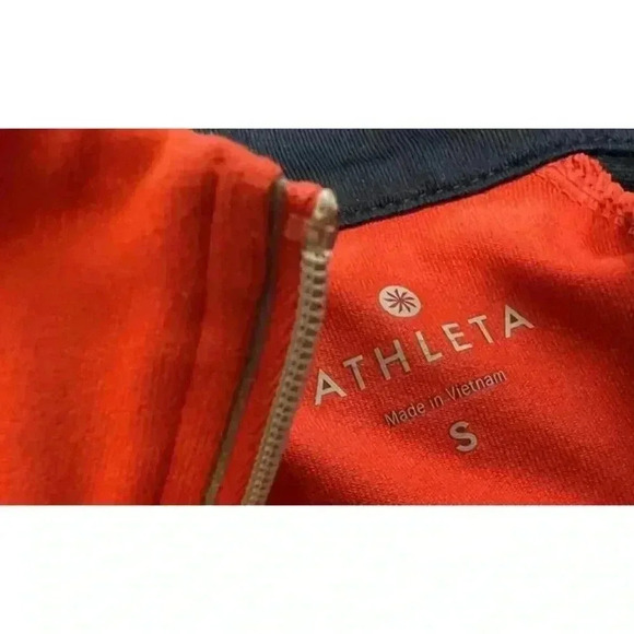 Athleta Running Wild Half Zip Pullover Shirt Small Orange Blue Zip Pocket 16 - Picture 2 of 3
